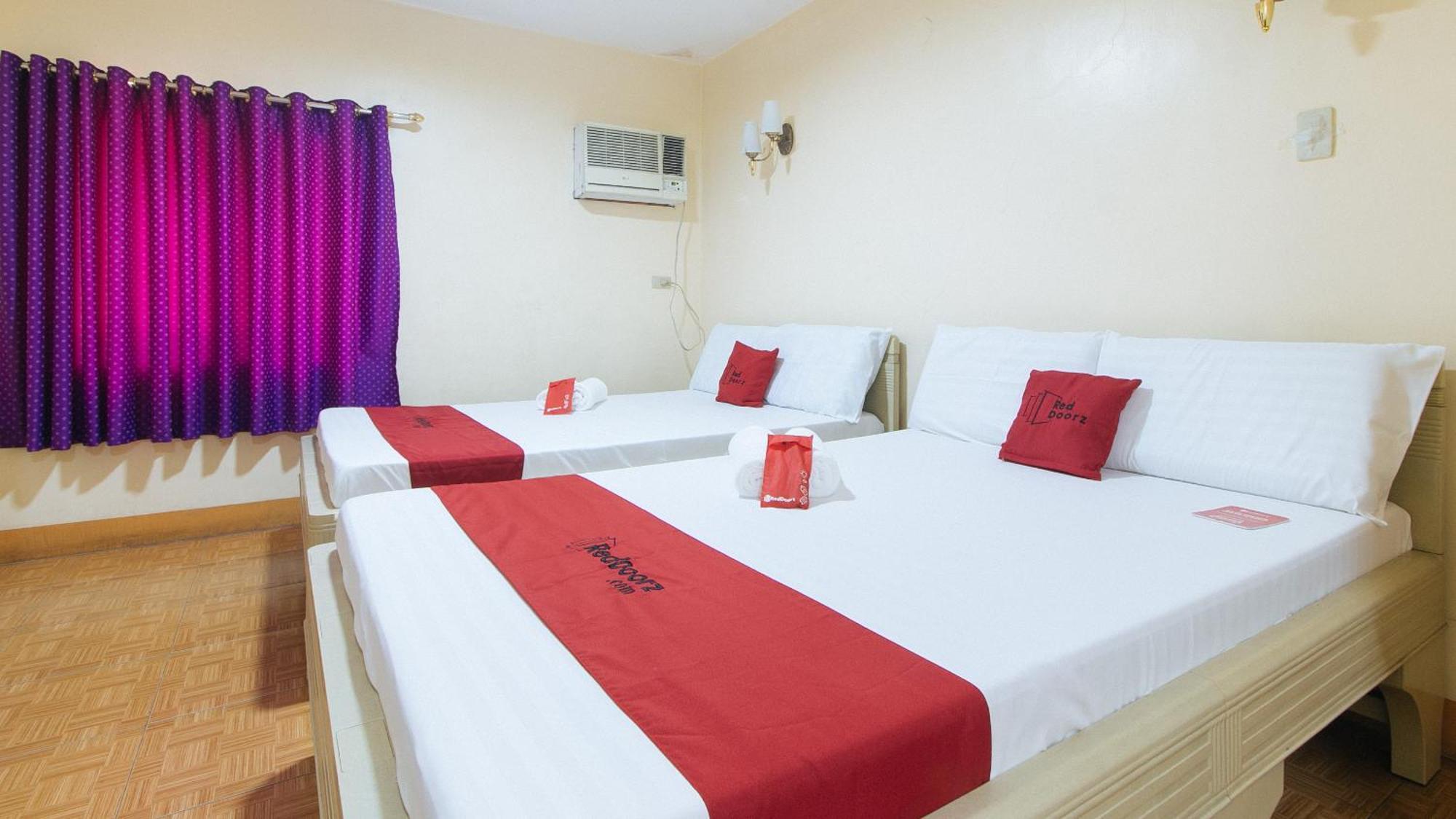 RedDoorz @ Golden Victory Hotel Mabalacat Pampanga Exterior foto